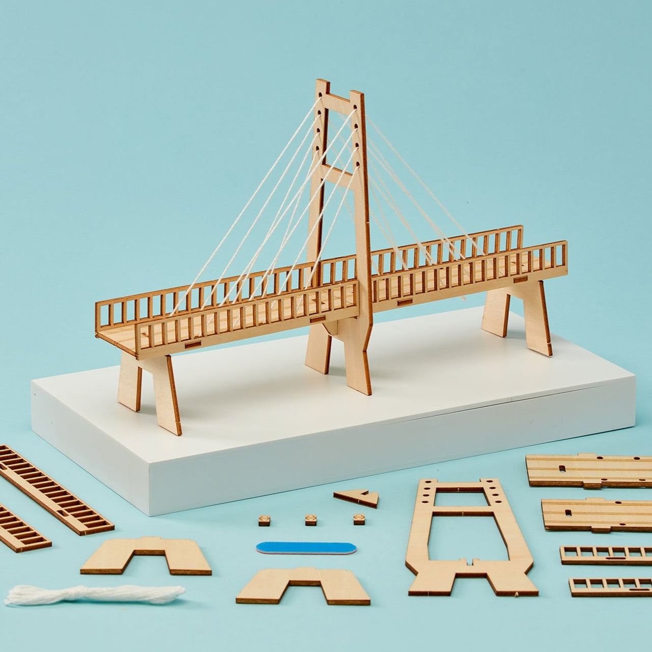 Kit de bricolage pour pont à haubans CreateKit