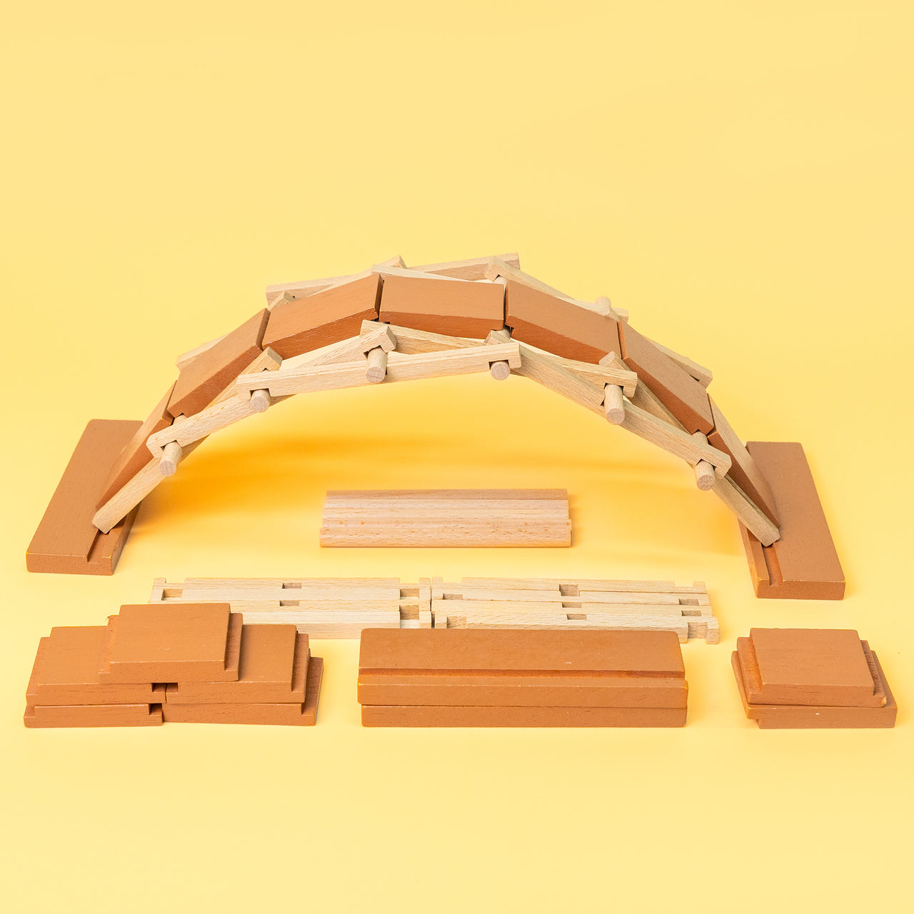 DIY Leonardo da Vinci Self-Supporting Bridge Kit